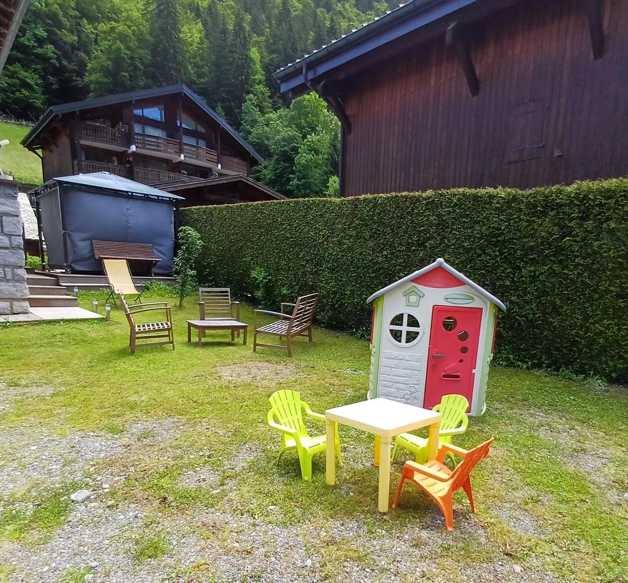 Appartement Meuble Classe 3 Etoiles De 72 M2, 2 Chambres 莫尔济讷 外观 照片
